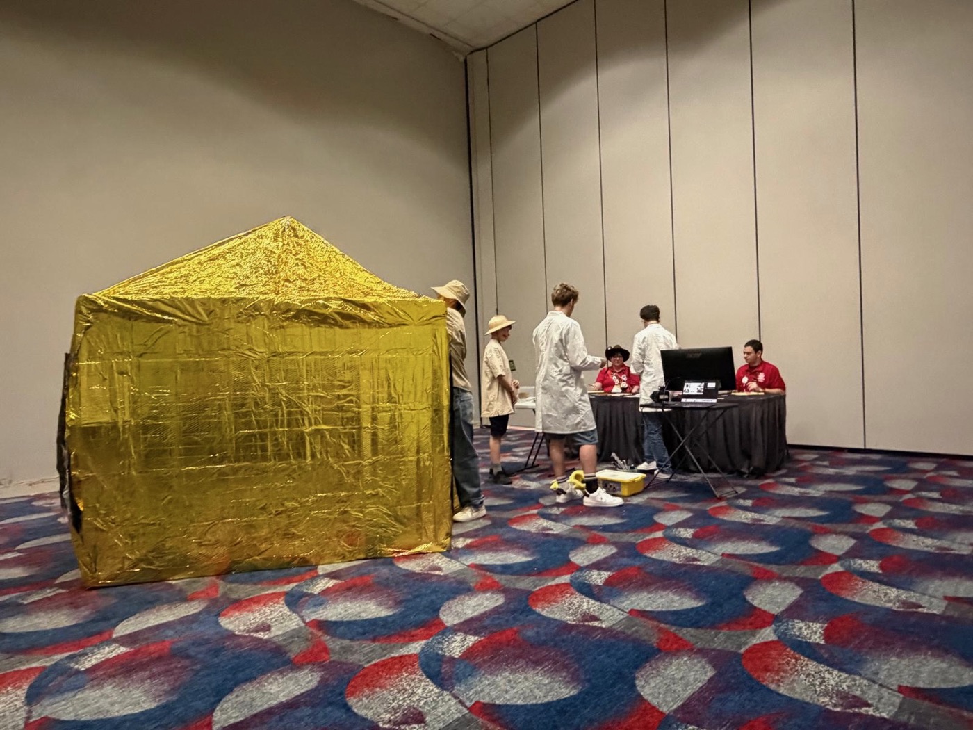 Das Unearthed Tent bei der Projektbewertung